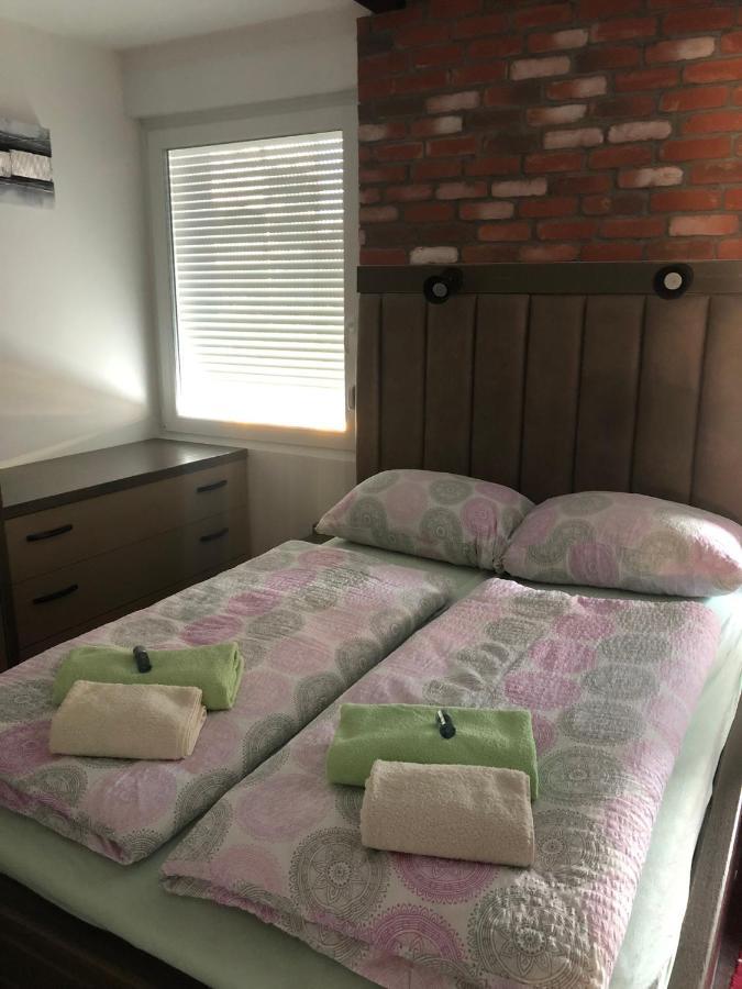 Апартаменты Apartman Mirek Вараждин Экстерьер фото